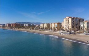 4 Bedroom Cozy Apartment In Málaga